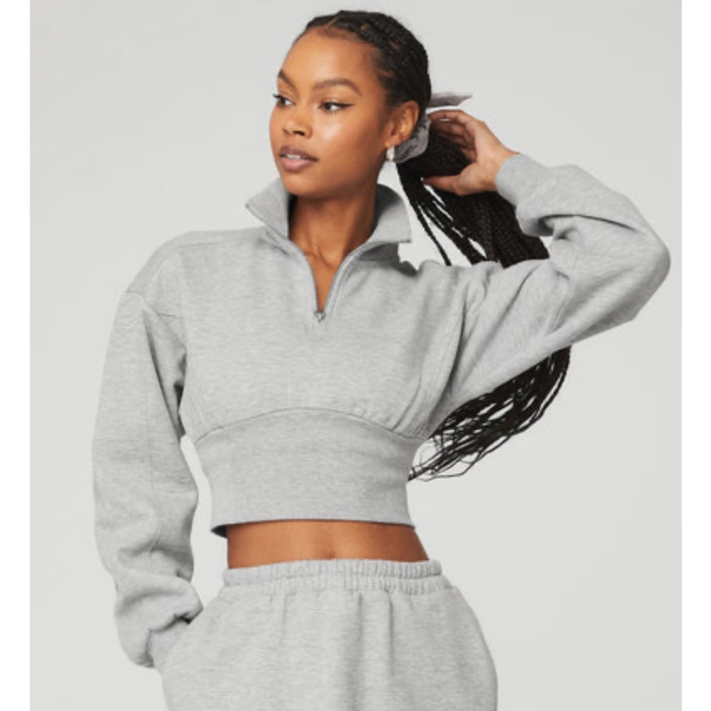 ALO Yoga Vixen Gray Cropped Quarter-Zip Sweatshirt